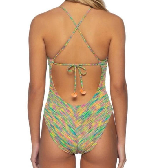 NWT Isabella Rose Prismatic Swim - Picture 4 of 9